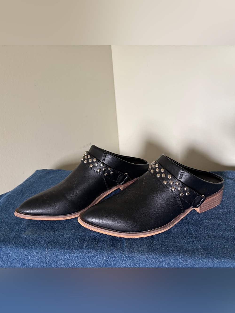 Olivia Miller Black Studded Pointed Toe Mules Size 6.5